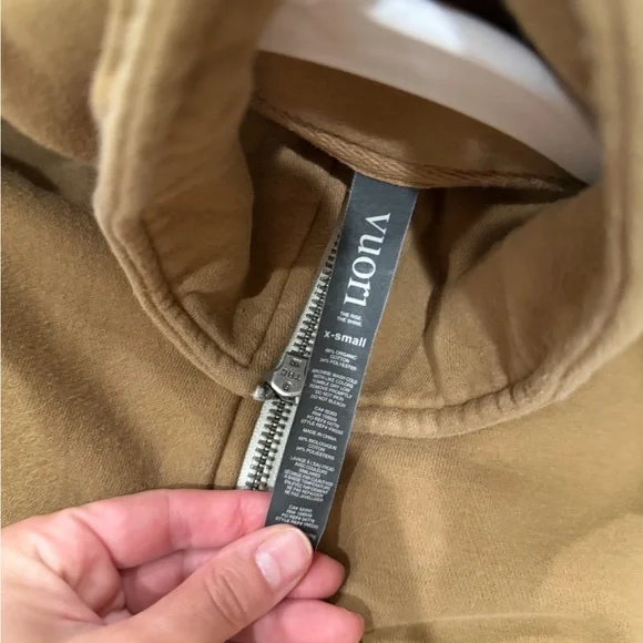 Vuori Women's Restore Half Zip Hoodie - Picture 3 of 5